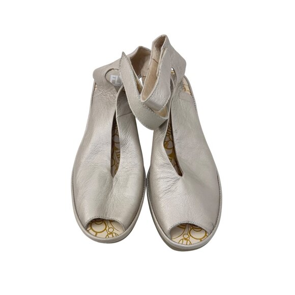 Fly London Women Leather Peep Toe Wedge Sandals SZ 40 Metallic Cream Ankle Strap - Picture 2 of 14